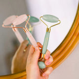 Kit Glow-Up de Cuarzo Rosa – Rodillo Facial + Gua Sha